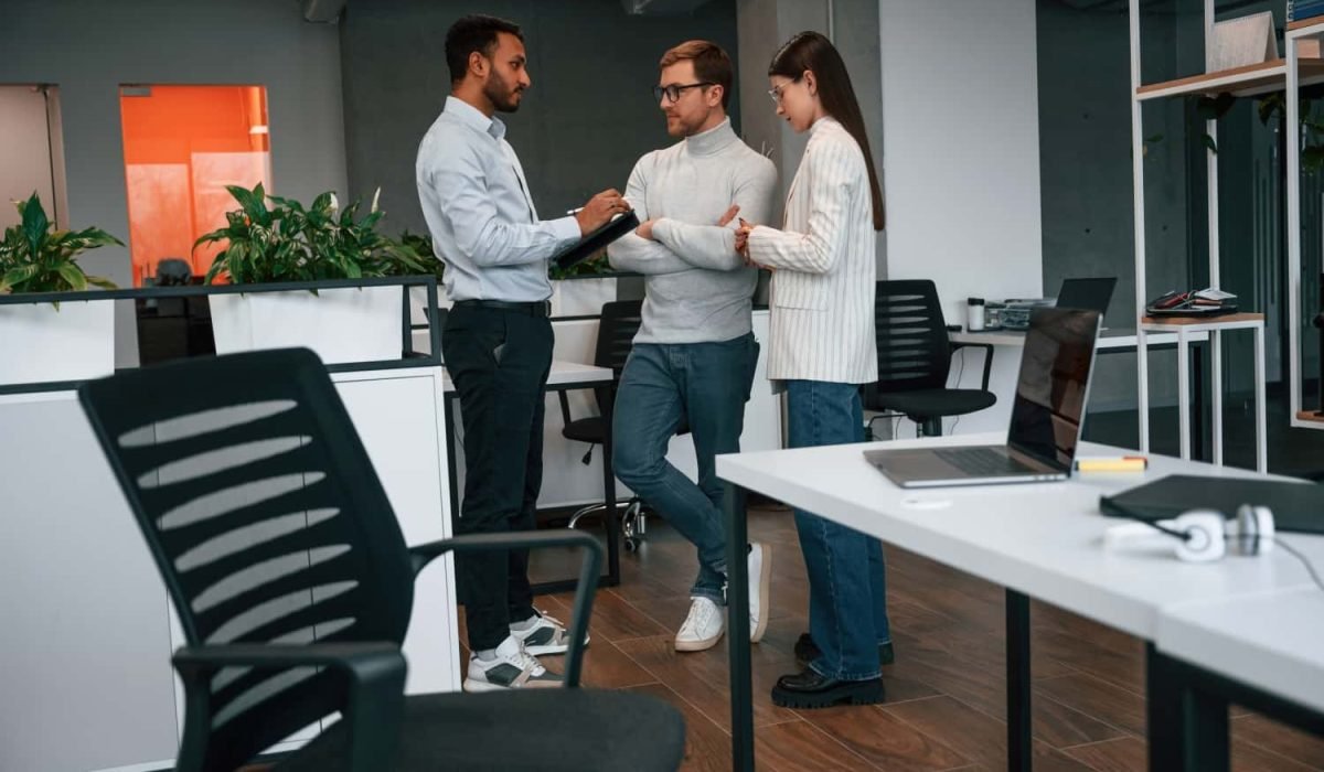 in-the-modern-office-couple-are-getting-consulted-2023-03-22-11-17-16-utc-min.jpg